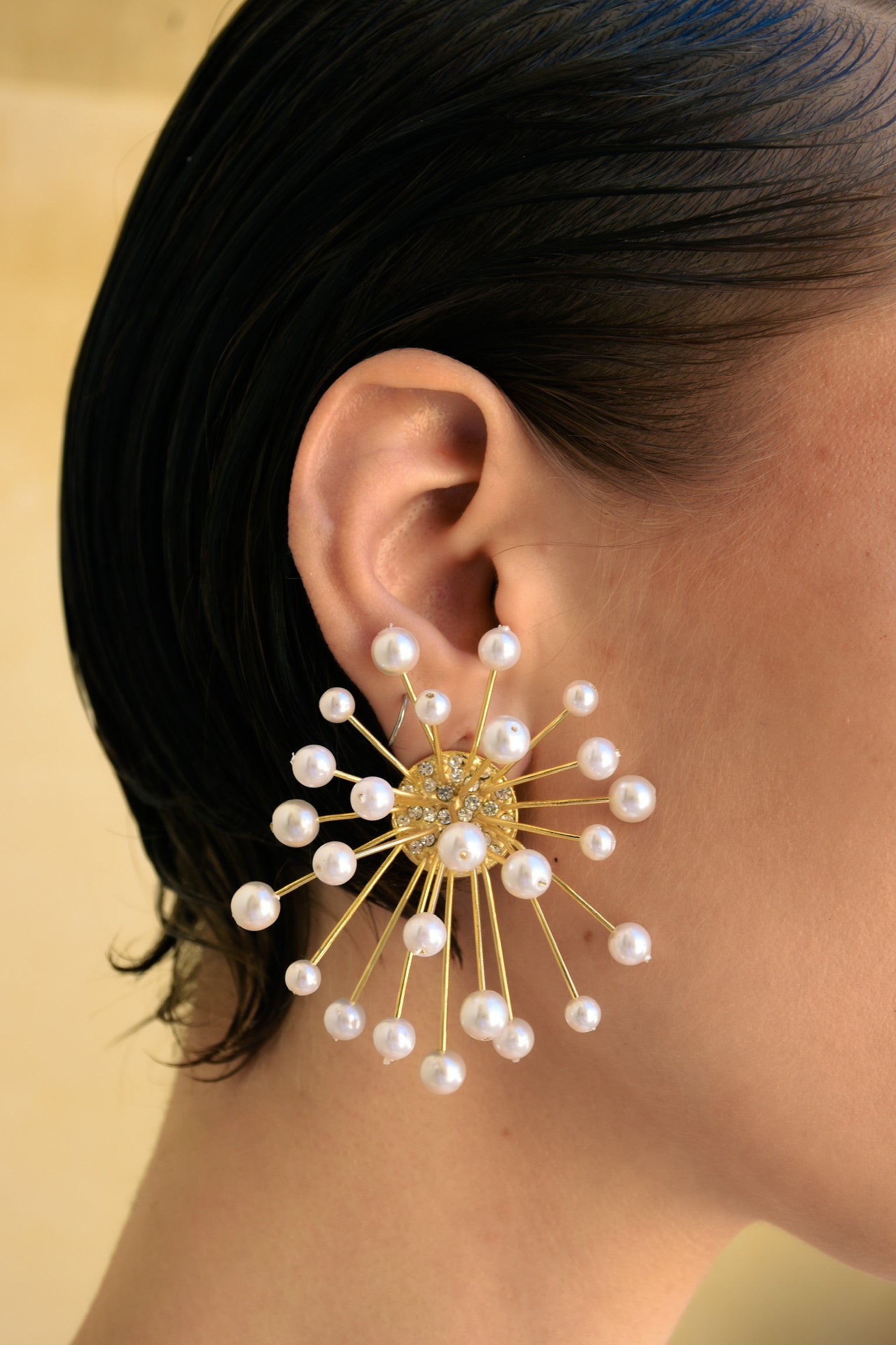 Accessories & Jewelry