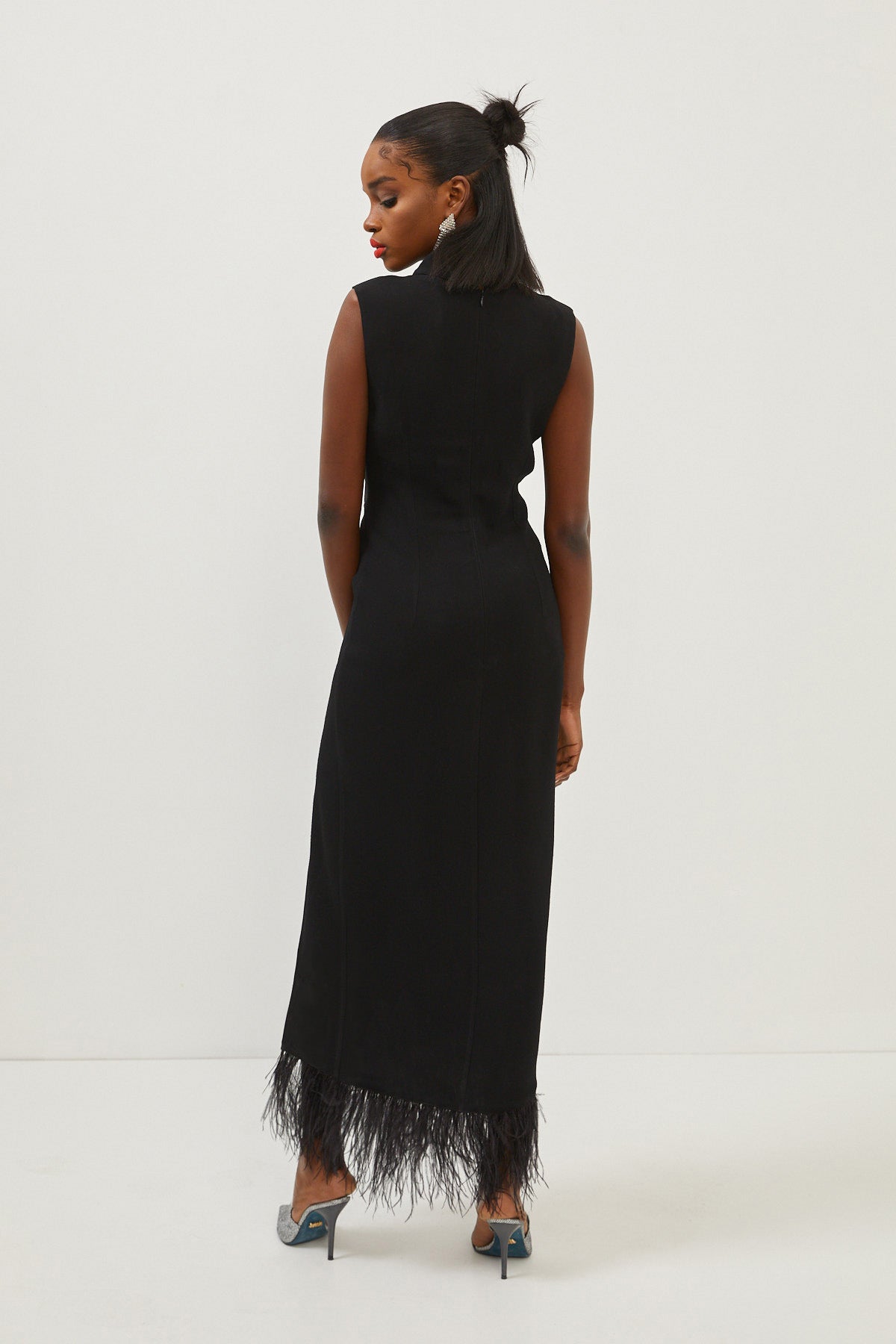 Sleeveless Feather Slit Dress – Black